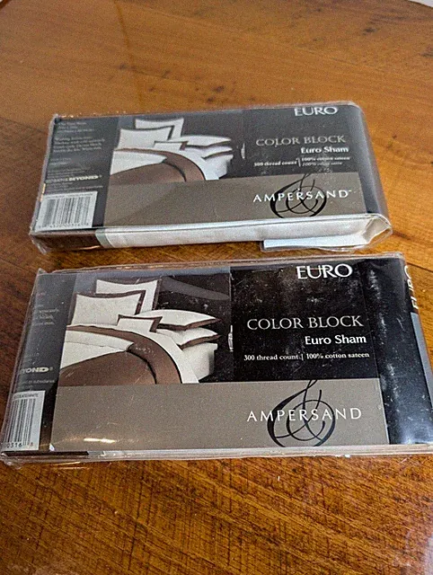 Euro Shams (2) Ampersand 300 Thread Count