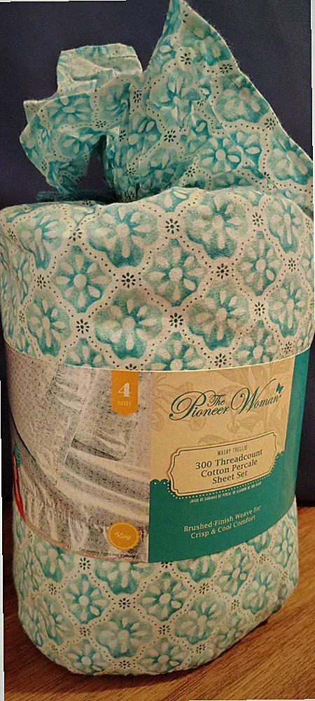 The Pioneer Woman 300 Thread count Cotton 4pc Sheet Set KING Washy Trellis